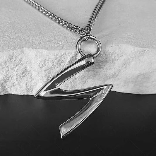 Sylus snow card necklace