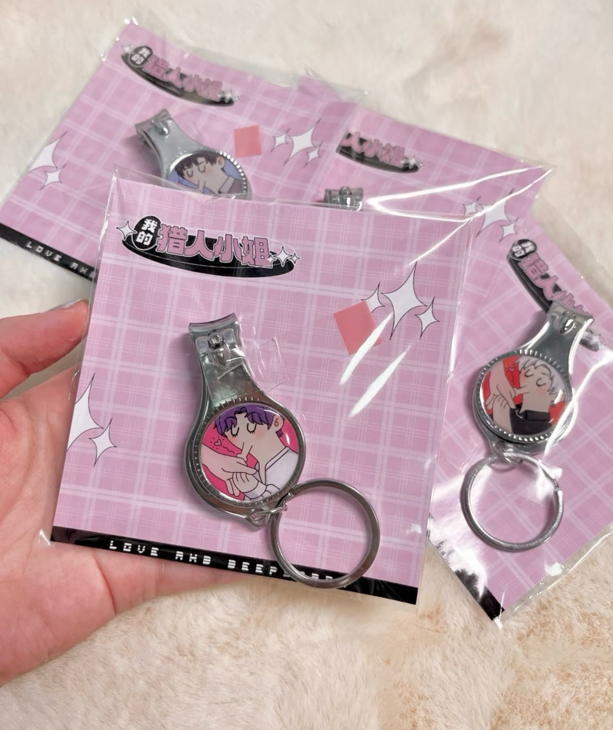 LnD Funny wind Badge Nail Clippers & Bottle opener ; Coasters & Ornaments ; Badge 58mm