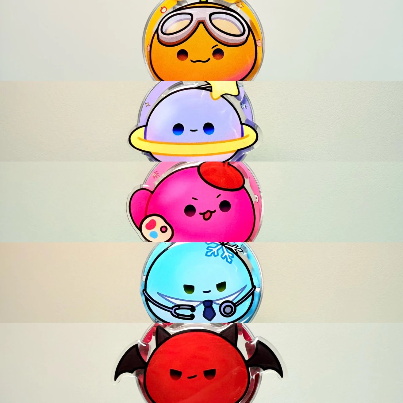 LnD Blobbu Magnetic Phone holder