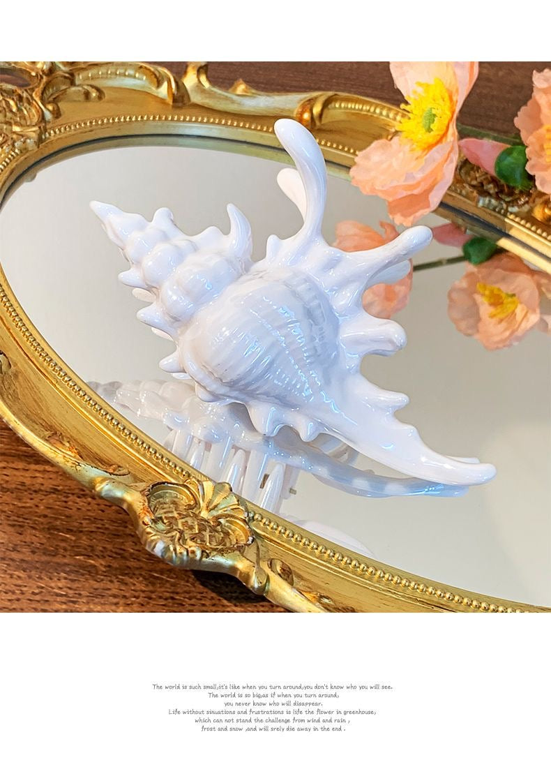 Conch Laser Hair Clip